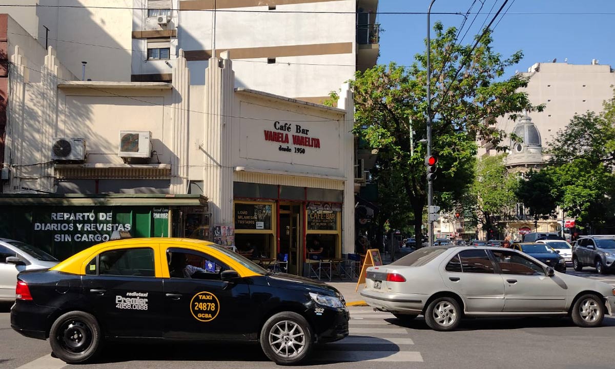 La esquina del café bar Varela Varelita